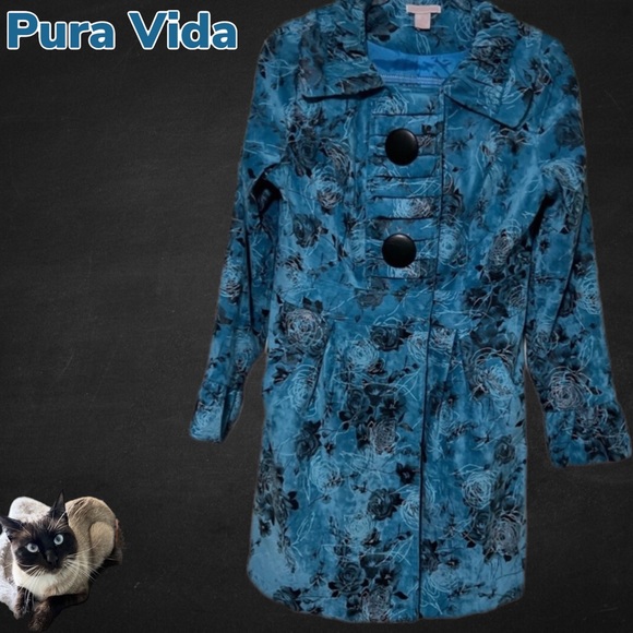 Pura Vida| Floral Button-Down Lined Coat with Matching Belt in Blue & Black - Picture 4 of 5